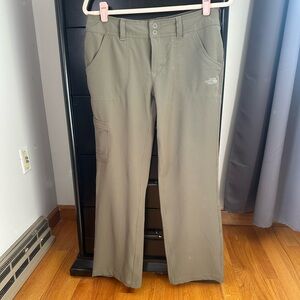 The North Face woman’s Khaki Cargo Pants